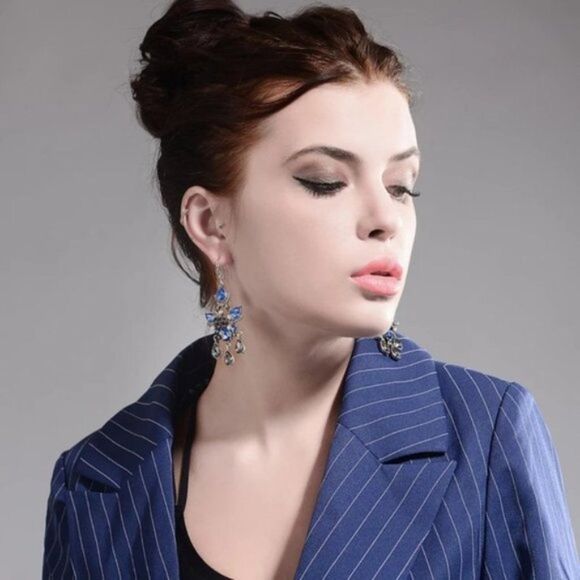 Blue Crystal Flower Silver Vintage Hook Dangle Statement Earrings - Picture 2 of 10